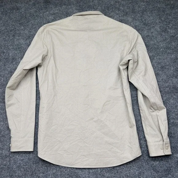 Men's Lululemon Shirt Size Medium M Casual or Dress Stretch Button Down Collar